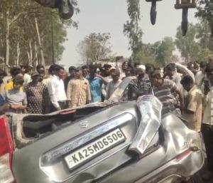 ಬೆಳಗಾವಿ : ಭೀಕರ ಅಪಘಾತ | ಕಾರಿನ ಮೇಲೆ ಉರುಳಿ ಬಿದ್ದ ಕಾಂಕ್ರೀಟ್‌ ಮಿಕ್ಸರ್‌ ಲಾರಿ