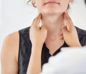 Health Tips : ಈ ಲಕ್ಷಣಗಳು ಕಂಡುಬಂದರೆ ಥೈರಾಯ್ಡ್‌ ಇರಬಹುದು ...!