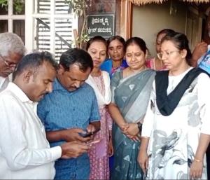 ಗುಬ್ಬಿ : ಗುಬ್ಬಿಯಲ್ಲಿ ಜಾತಿ ಜನಗಣತಿಗೆ ತಹಶೀಲ್ದಾರ್ ಚಾಲನೆ 