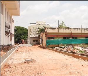 ತುಮಕೂರು : ತುಮಕೂರಿನ ಜಿಲ್ಲಾಸ್ಪತ್ರೆಯ ಶವಗಾರಕ್ಕೆ ದಾರಿ ಯಾವುದಯ್ಯ...?