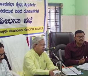  ಪಾವಗಡ : ಪಾವಗಡ ಆಸ್ಪತ್ರೆಗೆ ಸಂಸದ ದಿಢೀರ್‌ ವಿಸಿಟ್‌ | ವೈದ್ಯಾಧಿಕಾರಿಗಳ ವಿರುದ್ಧ ಕಾರಜೋಳ ಗರಂ