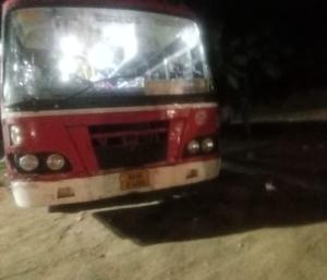 ಶಿರಾ : ಸಂಜೆ ಆಗುತ್ತಿದ್ದಂತೆ ಬಸ್‌ಗಳೇ ಬರಲ್ಲ | ಶಿರಾ ಪ್ರಯಾಣಿಕರು ಸುಸ್ತೋ ಸುಸ್ತು