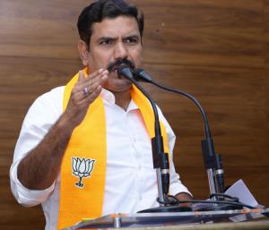 BANGALORE : ಬೆಂಗಳೂರು ಕಾಲ್ತುಳಿತ ಪ್ರಕರಣ |  ಡಿಕೆಶಿ ವಿರುದ್ಧ ವಿಜಯೇಂದ್ರ ಆಕ್ರೋಶ