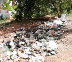 Tumakuru : ಸದಾಶಿವನಗರದಲ್ಲಿ ಎಲ್ಲೆಂದರಲ್ಲಿ ಕಸದ ರಾಶಿಯೋ…ರಾಶಿ..