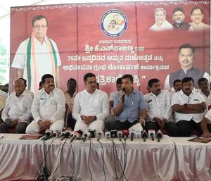 Tumakuru : ಸಚಿವ ರಾಜಣ್ಣ ಅಮೃತ ಮಹೋತ್ಸವಕ್ಕೆ ಸಜ್ಜಾದ ತುಮಕೂರು 