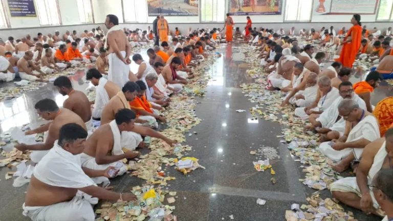 Mantralaya-Hundi-Counting