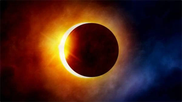 Solar-Eclipse-