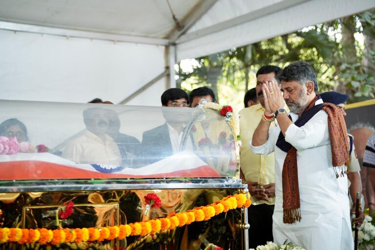 WhatsApp-Image-2025-09-25-at-12.38.38_95edbb11-768x512