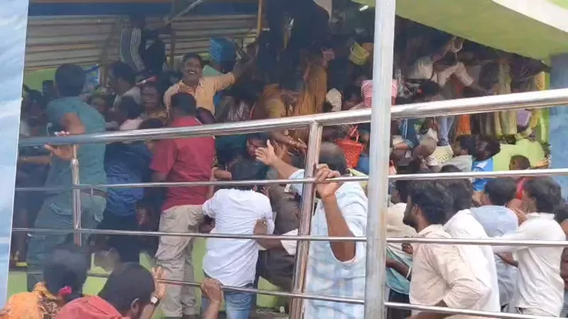 Stampded At Andhra Pradesh 