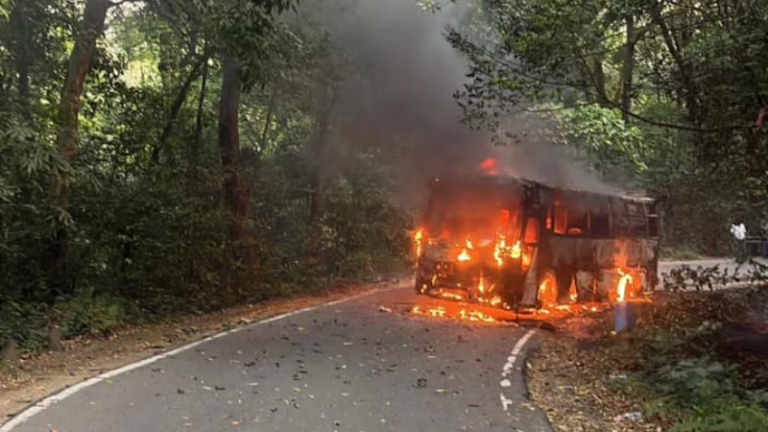 tourist-bus-catches-fire-near-virajpet-kodagu