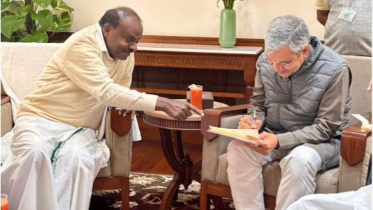 h.d.kumaraswamy-ashwini-vaishnaw-1