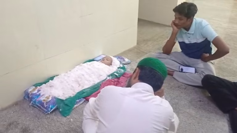 18-month-old-baby-dies-after-falling-into-sump-parents-recite-Quran-in-salt-to-save-her-Bagalkot-District-hospital