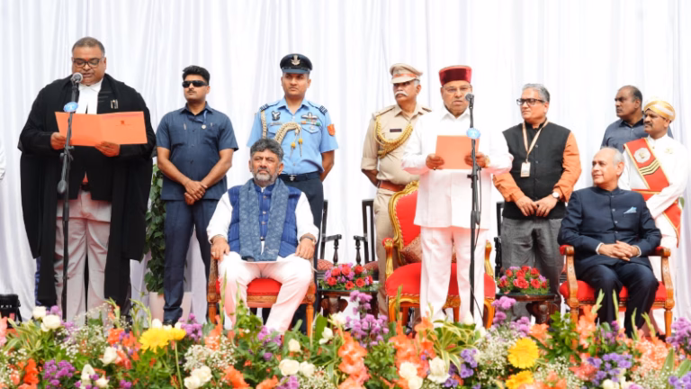 6-new-additional-judges-of-karnataka-high-court-take-oath-1