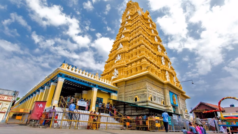 Chamundeshwari-Temple-Mysore-Karnataka