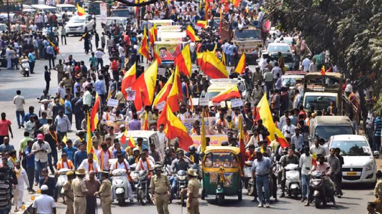 Karnataka_Bandh_1.max-1280x720.format-webp