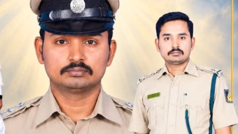Forest-Department-staff-dies-by-hanging-in-Dharwad